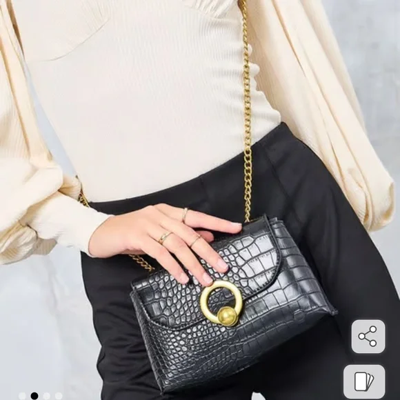 Black faux leather croc shoulder crossbody bag with gold hardware mini bag - Picture 3 of 8